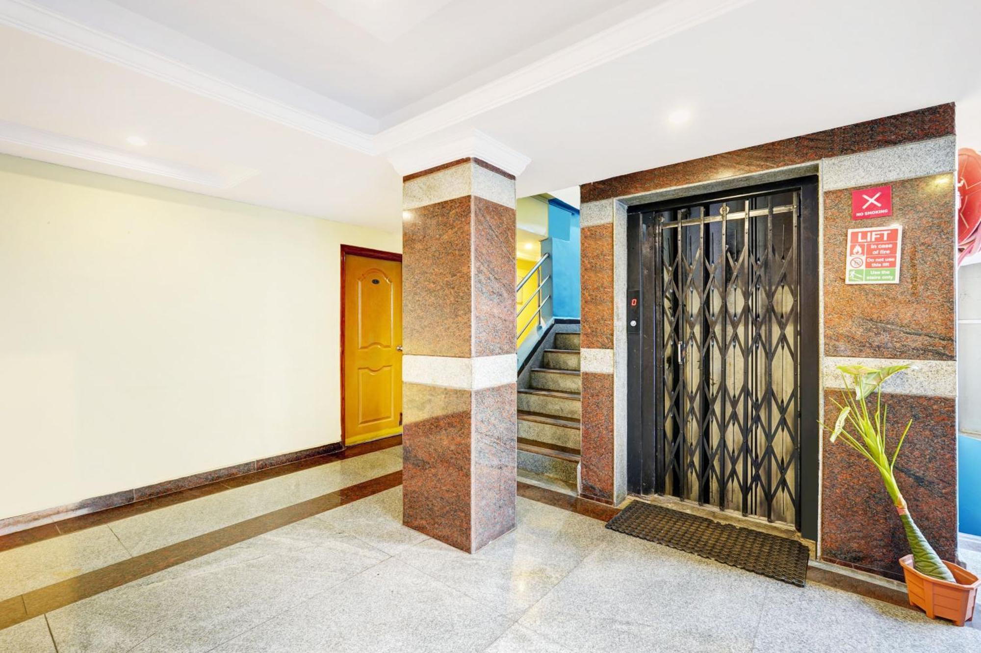 Super Hotel O Padmavathi Puram Near Railway Station Tirupati Ngoại thất bức ảnh